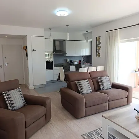 Apartman Amazing With Pool